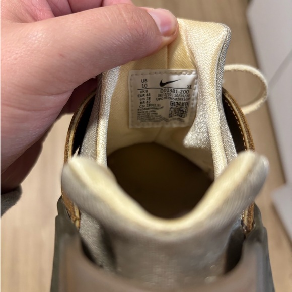 Nike brown huaraches - Picture 5 of 9